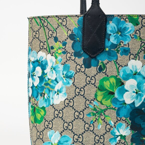 Gucci GG Blooms Supreme Blue Reversible Tote - Picture 8 of 11
